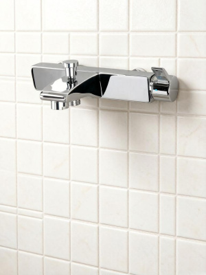 1220HMG Смеситель для ванны