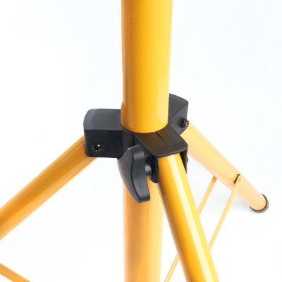 Прожектор на штативе FERON LL-506