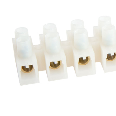 Клемма винтовая STEKKER LD225-10A