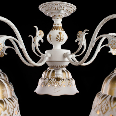 Потолочная люстра Arte Lamp CHIESA