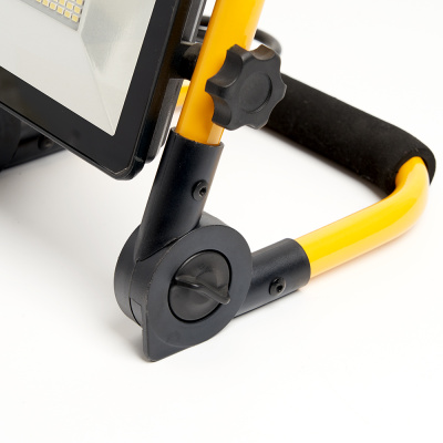 Прожекторы  светодиодные на штативе, переносные FERON LL-513