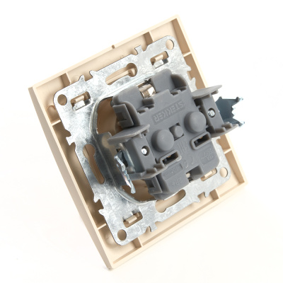 Розетка STEKKER PST16-9010-02