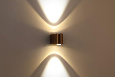 Настенный светильник ZORTES SCOUP ZRS.1823.02, Мощность - 4Вт, Тип лампы:  COB, В -85мм / Ш - 68мм / Г - 95мм