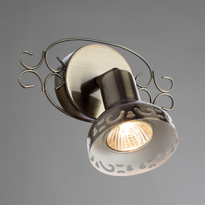 Спот Arte Lamp FOCUS